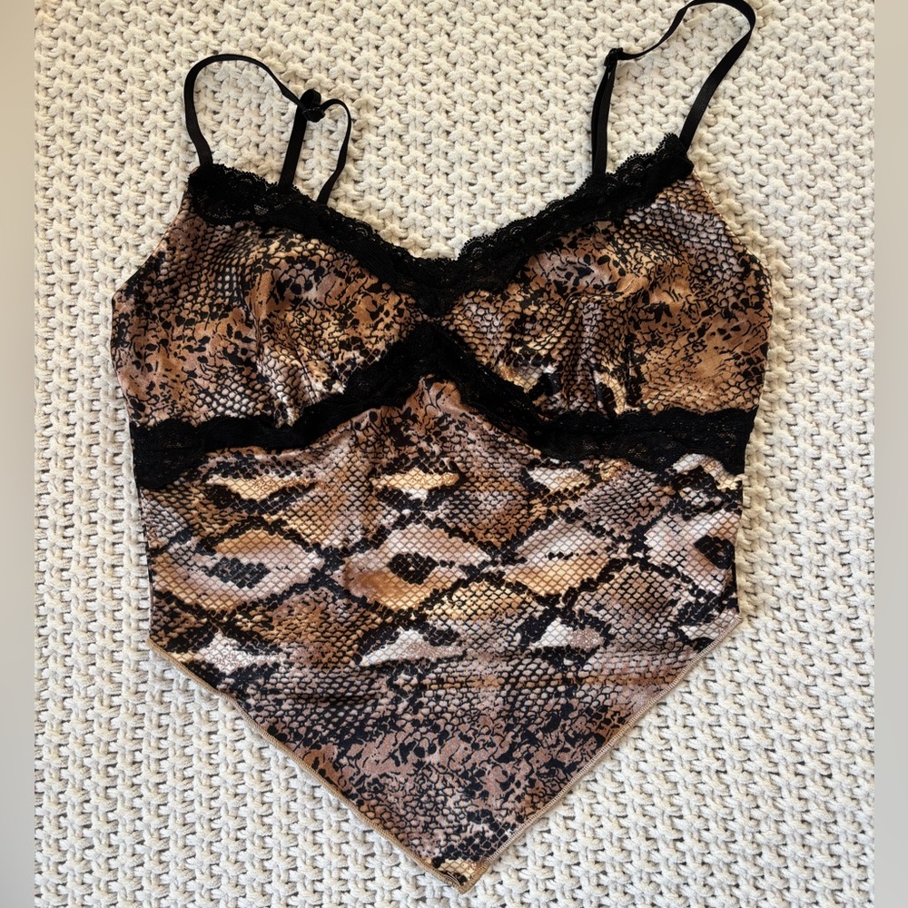 SHEIN Snake Print Camisole with Lace Trim